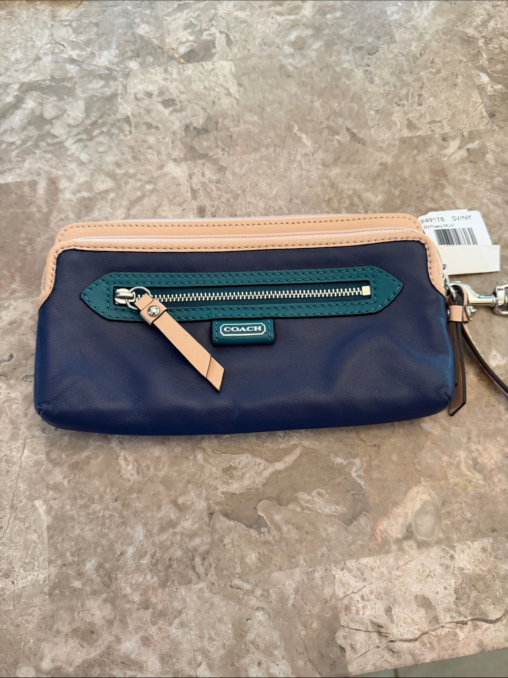 Coach NWT Daisy Spectator Double Zip Leather Wristlet/Clutch Navy,Green & Tan - Picture 9 of 16